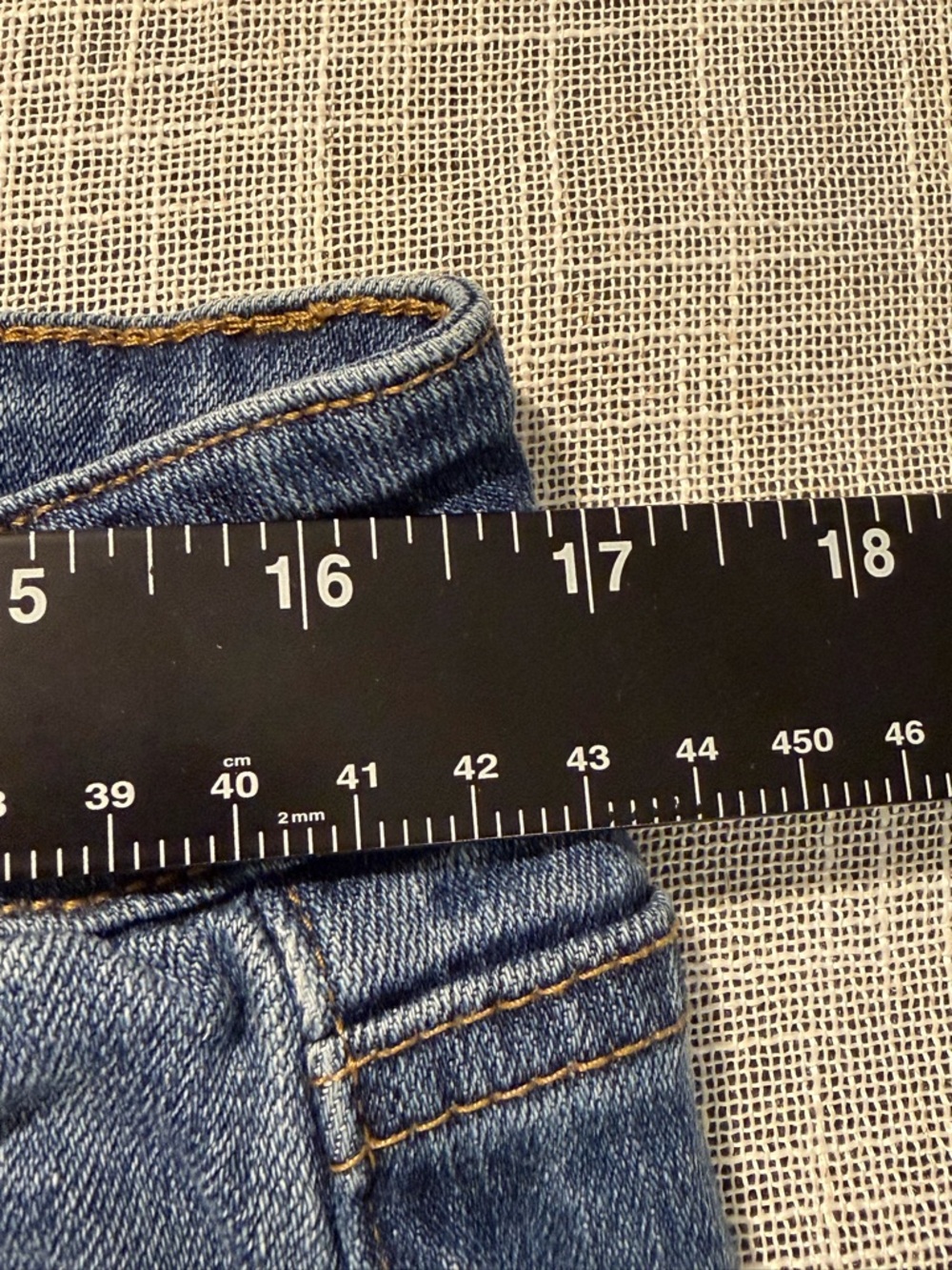 Judy Blue Straight Jeans 13/31 Raw Hem Cropped Patchwork Distressed - Picture 8 of 11